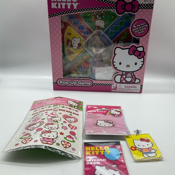 NWT HELLO KITTY POP UP GAME AND STICKERS - Picture 7 of 8